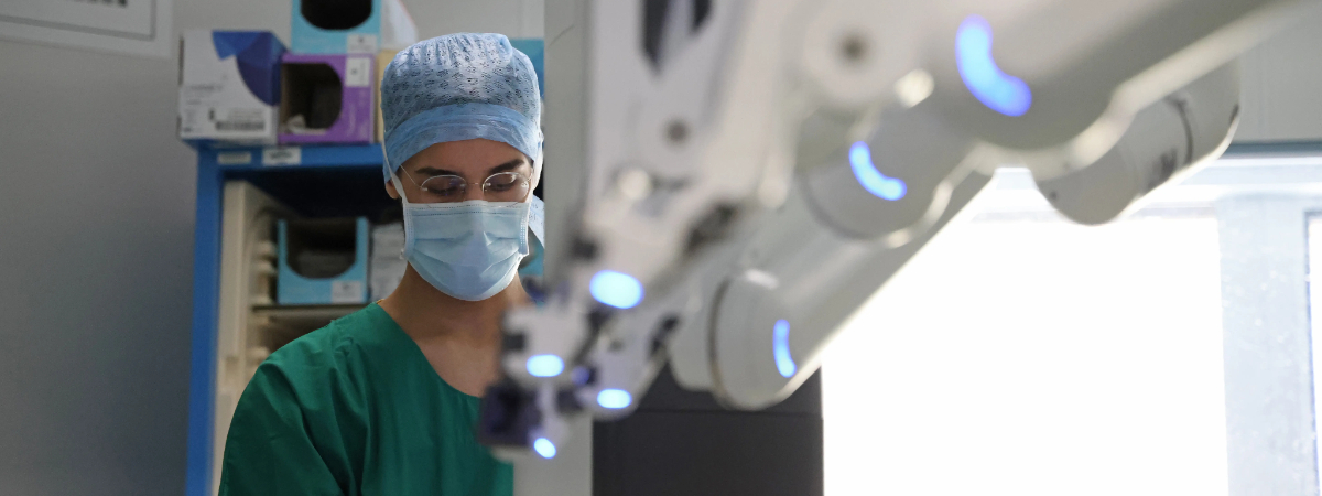 Un robot chirurgical neuf à l'HNFC